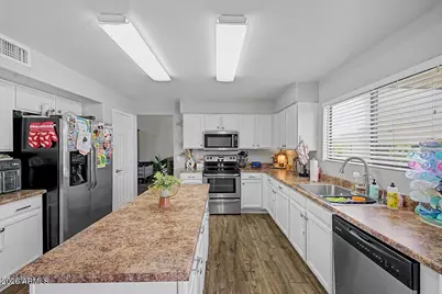 2115 E Cielo Grande Avenue, Phoenix, AZ 85024 - Photo 13
