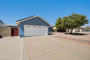 5518 W Whitten St, Chandler, AZ 85226 - Photo 3