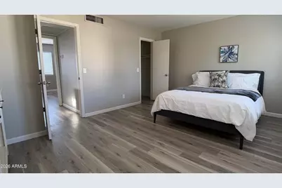 15847 N 26th Avenue, Phoenix, AZ 85023 - Photo 9