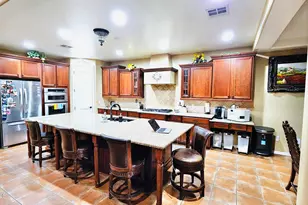 3094 S Ashley Dr, Chandler, AZ 85286 - Photo 9