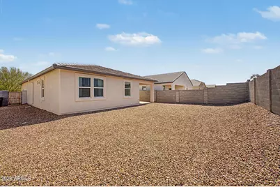 18574 W Hackamore Drive, Wittmann, AZ 85361 - Photo 19