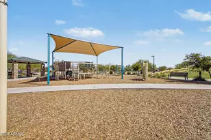 18574 W Hackamore Dr, Wittmann, AZ 85361 - Photo 35