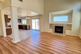 11184 W Palm Ln, Avondale, AZ 85392 - Photo 3