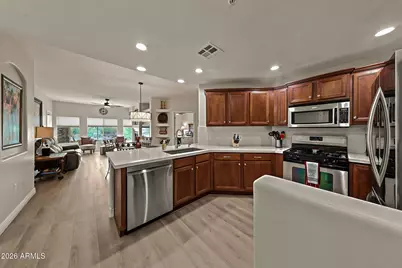 5350 E Deer Valley Drive #2431, Phoenix, AZ 85054 - Photo 3