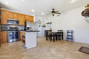 2910 N Villas Ln, Chandler, AZ 85224 - Photo 13