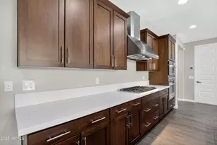 2350 W Gloria Ln, Phoenix, AZ 85085 - Photo 9