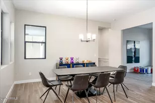 917 E Buist Ave, Phoenix, AZ 85042 - Photo 11