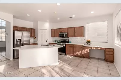 12827 W Rosewood Drive, El Mirage, AZ 85335 - Photo 11