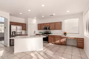 12827 W Rosewood Dr, El Mirage, AZ 85335 - Photo 11