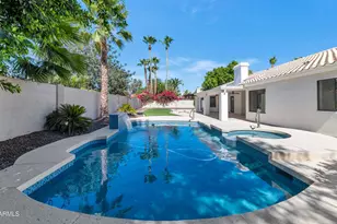 8695 E Charter Oak Dr, Scottsdale, AZ 85260 - Photo 31