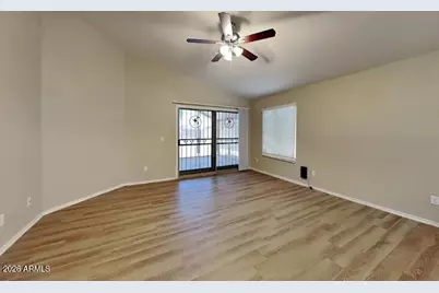 13383 W Watson Lane, Surprise, AZ 85379 - Photo 3