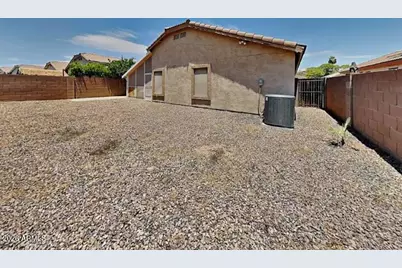 13383 W Watson Lane, Surprise, AZ 85379 - Photo 9