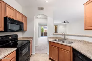 1411 E Orangewood Ave, Phoenix, AZ 85020 - Photo 7