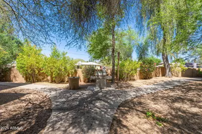 1411 E Orangewood Avenue #105, Phoenix, AZ 85020 - Photo 27