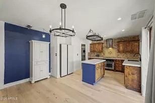 14010 N 60th St, Scottsdale, AZ 85254 - Photo 9