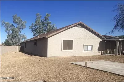 8709 N 58th Lane, Glendale, AZ 85302 - Photo 9