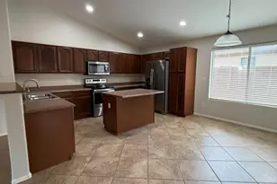 352 W Gascon Rd, San Tan Valley, AZ 85143 - Photo 5
