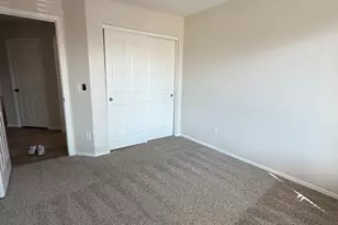 352 W Gascon Rd, San Tan Valley, AZ 85143 - Photo 15