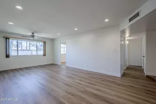 1904 E Manhatton Dr, Tempe, AZ 85282 - Photo 9