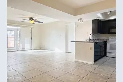 540 N May Street #1135, Mesa, AZ 85201 - Photo 7