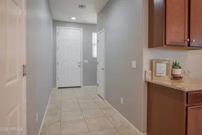 952 S Olympic Drive, Gilbert, AZ 85296 - Photo 9