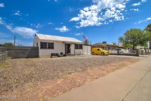 3338 E Taylor St, Phoenix, AZ 85008 - Photo 3