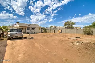 3338 E Taylor St, Phoenix, AZ 85008 - Photo 25