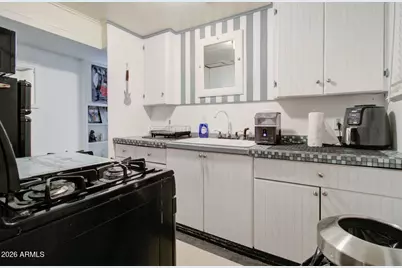 3338 E Taylor Street, Phoenix, AZ 85008 - Photo 9