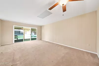 10420 W Corte Del Sol Oeste --, Sun City, AZ 85351 - Photo 9