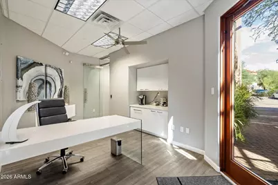 8712 E Vista Bonita Drive, Scottsdale, AZ 85255 - Photo 5