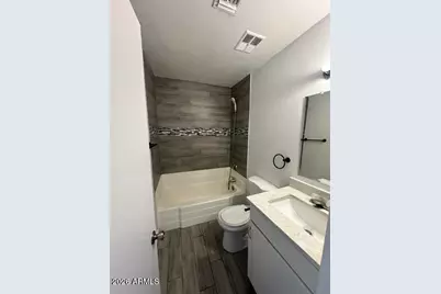 5318 W Turney Avenue #Unit 3, Phoenix, AZ 85031 - Photo 11
