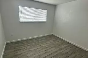 5318 W Turney Ave, Phoenix, AZ 85031 - Photo 7