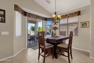 18093 N Canal Dr, Surprise, AZ 85374 - Photo 11