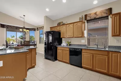 18093 N Canal Drive, Surprise, AZ 85374 - Photo 15