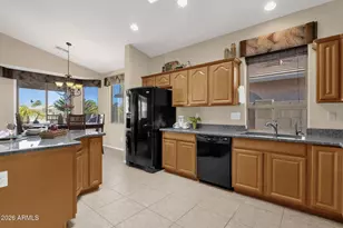 18093 N Canal Dr, Surprise, AZ 85374 - Photo 15