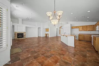 8605 W Apache Street, Tolleson, AZ 85353 - Photo 9