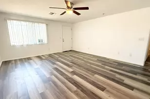 2027 N 66th Dr, Phoenix, AZ 85035 - Photo 5