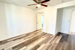 2027 N 66th Dr, Phoenix, AZ 85035 - Photo 15