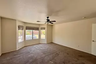 5462 N 77th Dr, Glendale, AZ 85303 - Photo 11