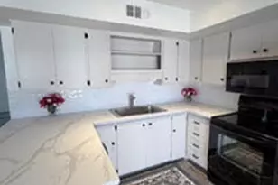 8211 E Garfield St, Scottsdale, AZ 85257 - Photo 11