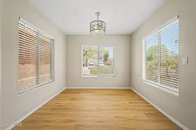 3162 W Sunshine Butte Drive, San Tan Valley, AZ 85144 - Photo 9