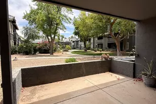 255 S Kyrene Rd, Chandler, AZ 85226 - Photo 17