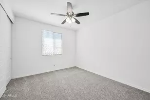 14049 W Desert Hollow Dr, Surprise, AZ 85387 - Photo 31