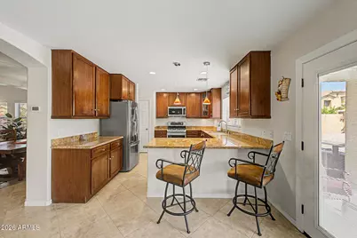 14276 W Desert Hills Drive, Surprise, AZ 85379 - Photo 11