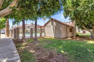 2121 S Pennington, Mesa, AZ 85202 - Photo 33
