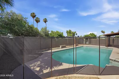 3945 W Barbara Avenue, Phoenix, AZ 85051 - Photo 31