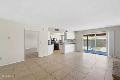 3945 W Barbara Avenue, Phoenix, AZ 85051 - Photo 9