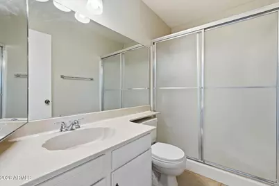 3945 W Barbara Avenue, Phoenix, AZ 85051 - Photo 25