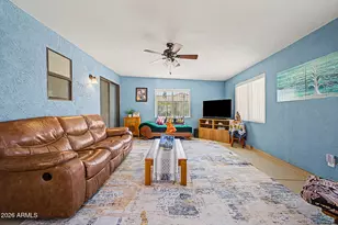 10565 W Buena Vista Dr, Arizona City, AZ 85123 - Photo 21