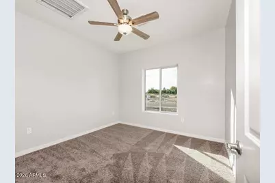 8611 W Mission Hills Drive, Arizona City, AZ 85123 - Photo 5